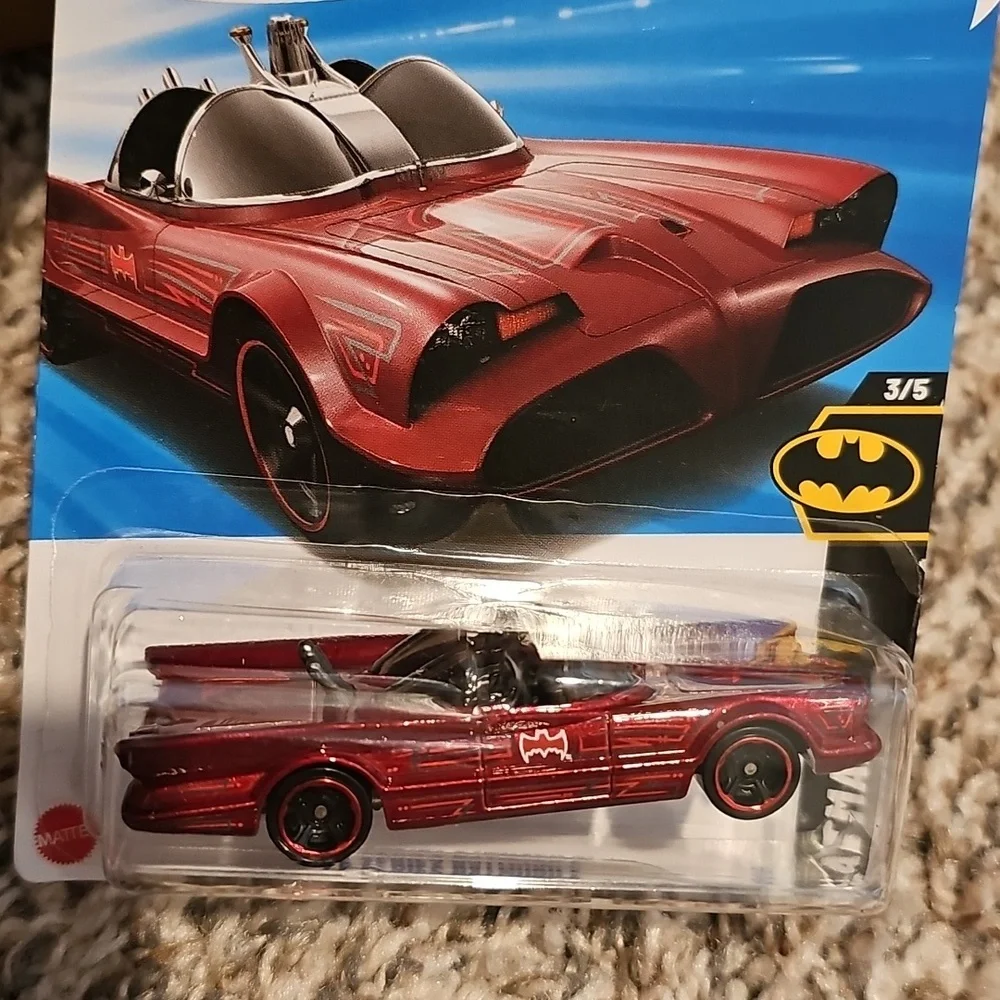 Hot Wheels TV Series Batmobile And Gordon Murray Automotive T.33 Cars